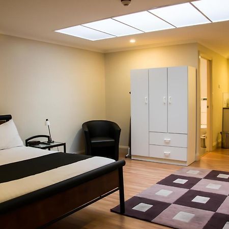 Merseybank Apartments Devonport Extérieur photo